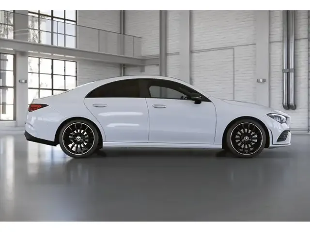 Mercedes-Benz CLA 220