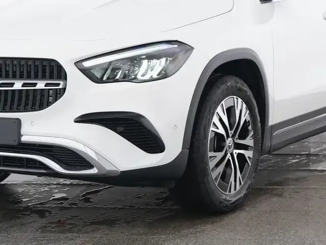 Mercedes-Benz GLA 180