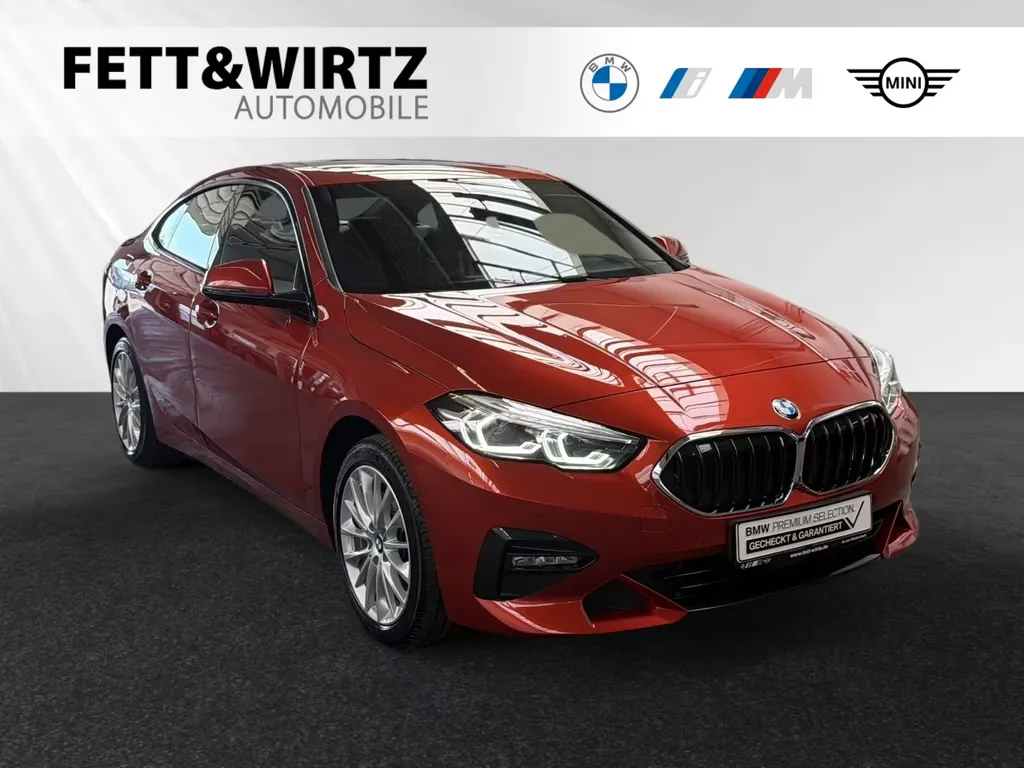 BMW 218