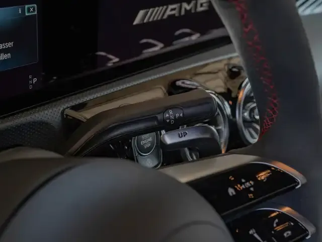 Mercedes-Benz A 35 AMG