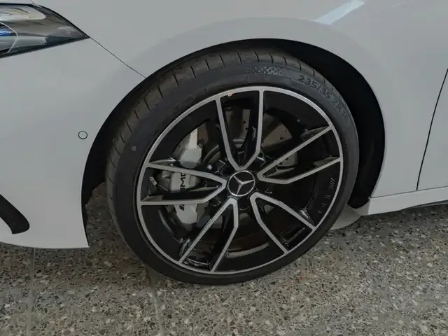 Mercedes-Benz A 35 AMG