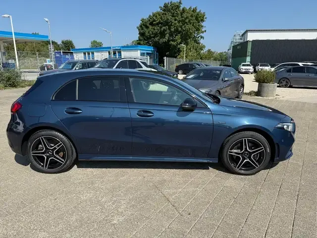 Mercedes-Benz A 250