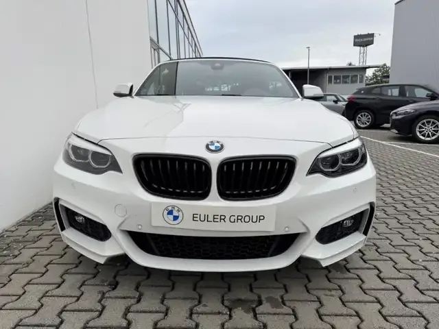 BMW 220
