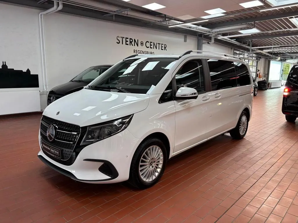 Mercedes-Benz V 220