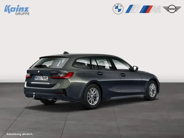 BMW 330