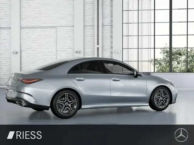 Mercedes-Benz CLA 200