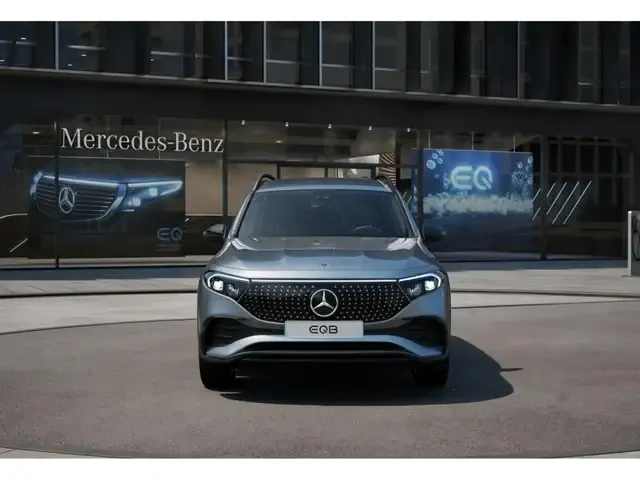 Mercedes-Benz EQB 300