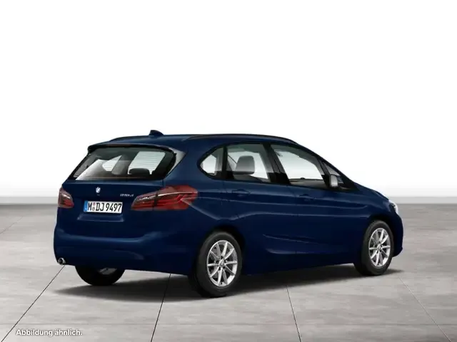 BMW 218