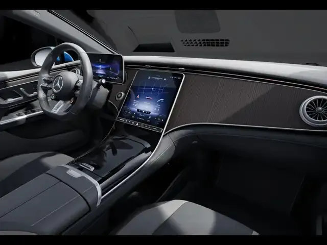 Mercedes-Benz EQE 43