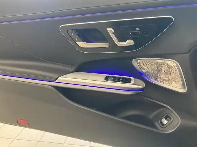 Mercedes-Benz CLE 300