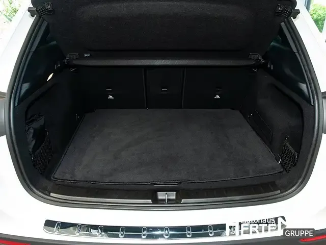 Mercedes-Benz GLA 220