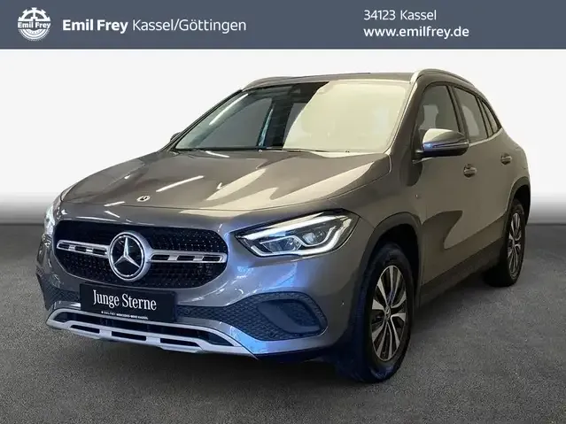 Mercedes-Benz GLA 250
