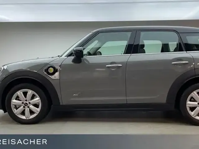 MINI Cooper SE Countryman