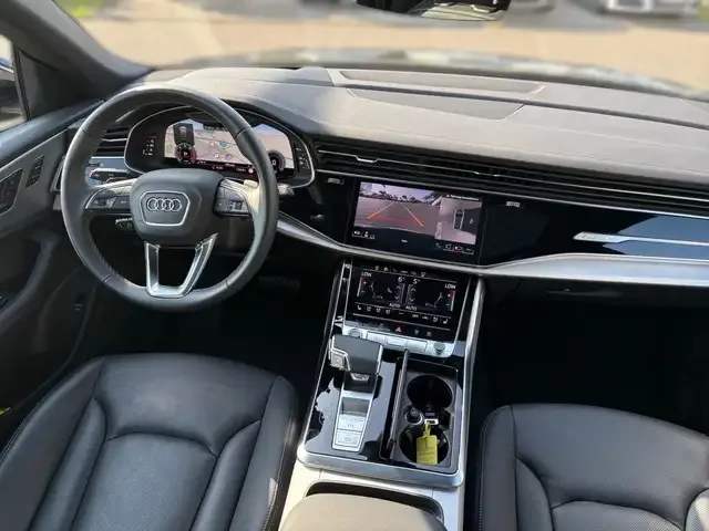 Audi Q8