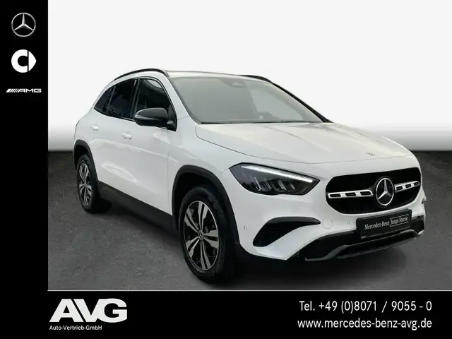 Mercedes-Benz GLA 200