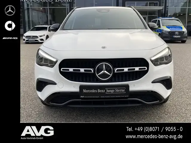 Mercedes-Benz GLA 200
