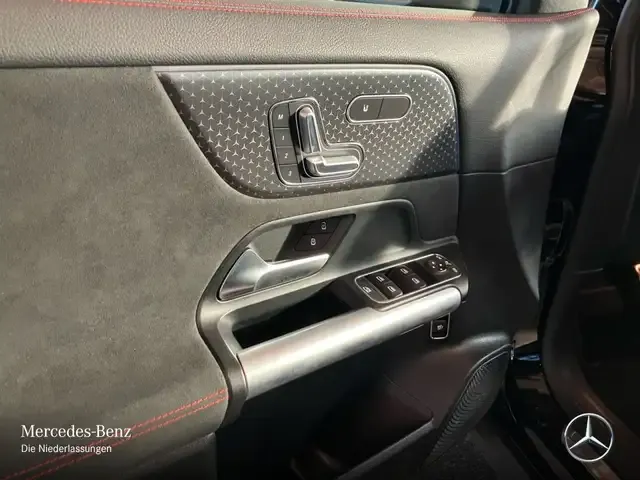 Mercedes-Benz EQA 300