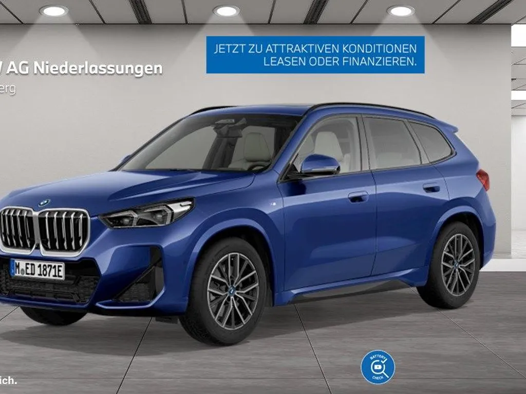 BMW iX1