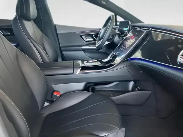 Mercedes-Benz EQE 300