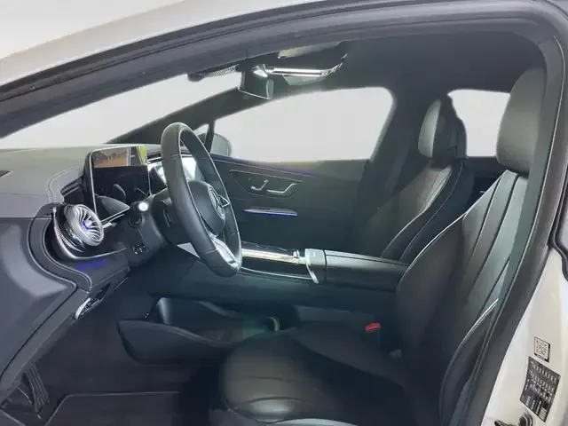 Mercedes-Benz EQE 300