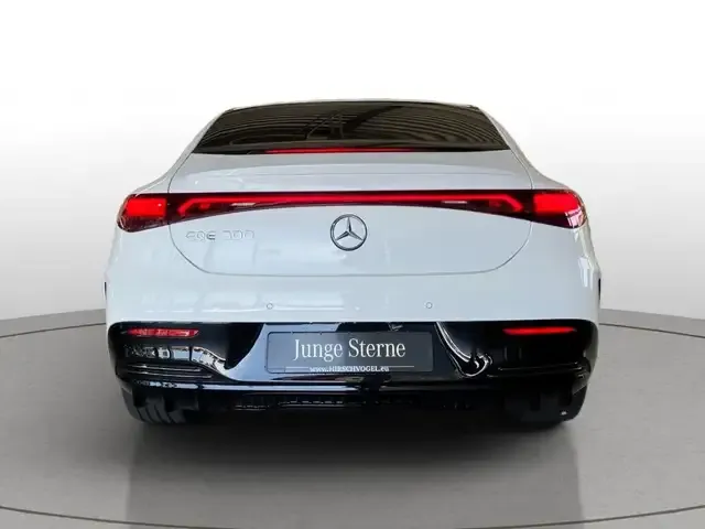 Mercedes-Benz EQE 300