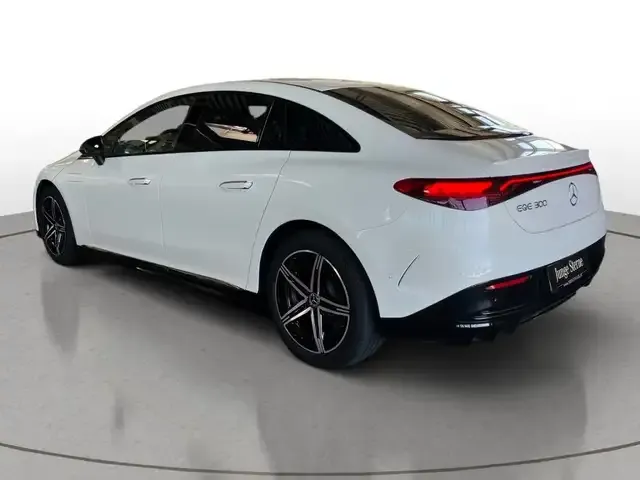 Mercedes-Benz EQE 300
