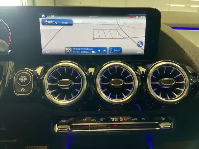 Mercedes-Benz GLA 180