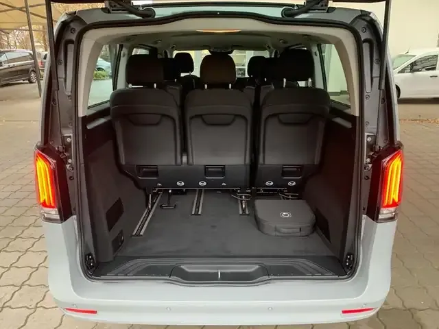 Mercedes-Benz EQV 300