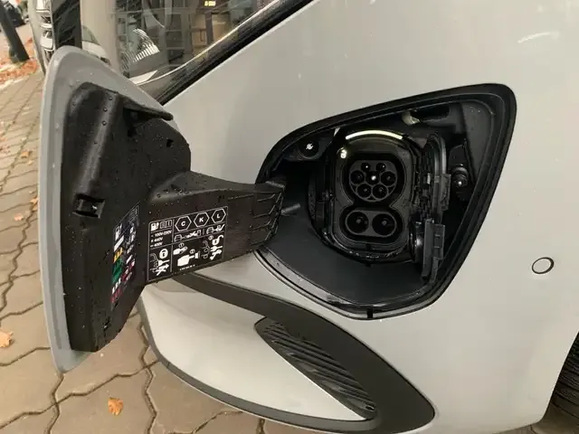 Mercedes-Benz EQV 300