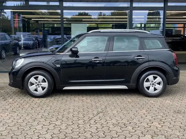 MINI One Countryman