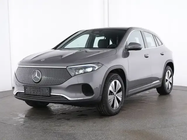 Mercedes-Benz EQA 300