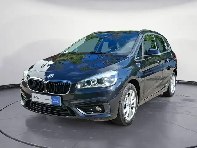 BMW 220