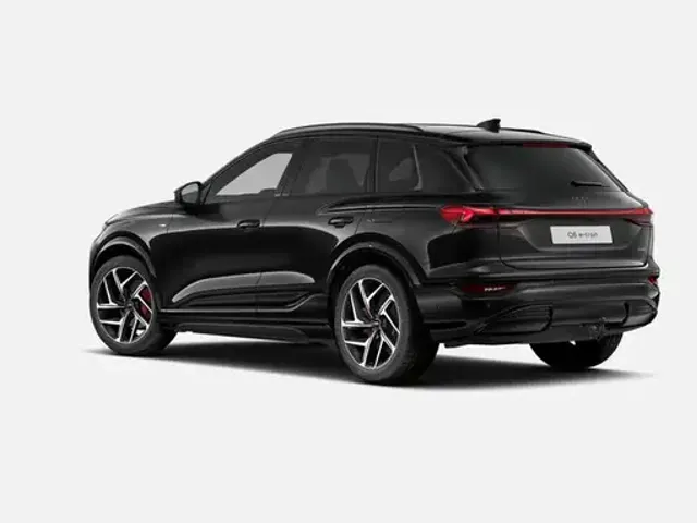 Audi Q6