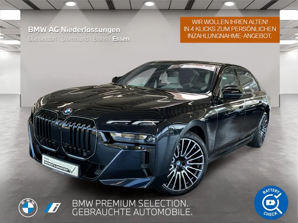 BMW i7