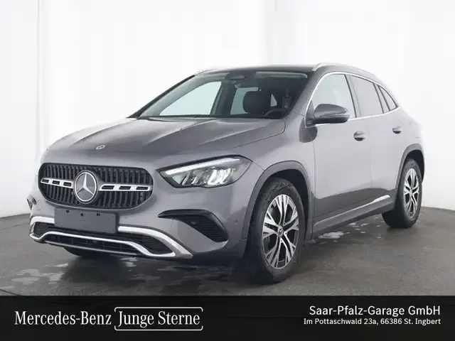 Mercedes-Benz GLA 180