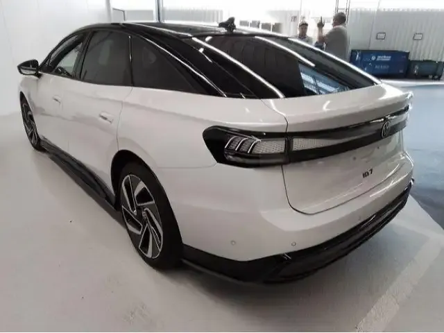 Volkswagen ID.7