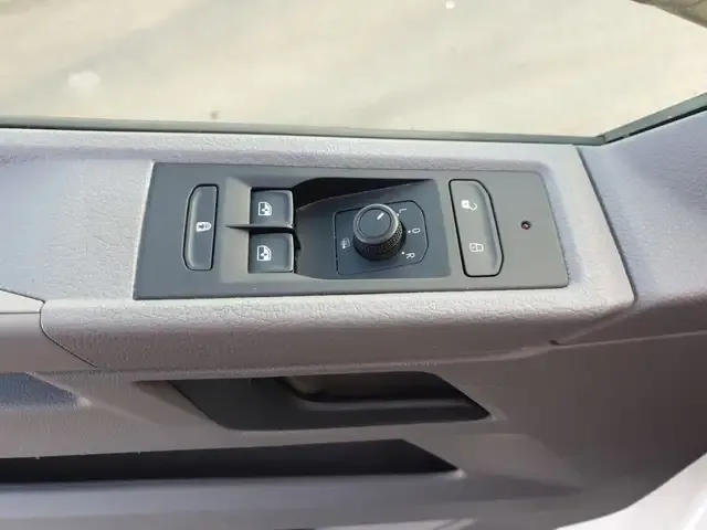 Volkswagen T6.1 Caravelle