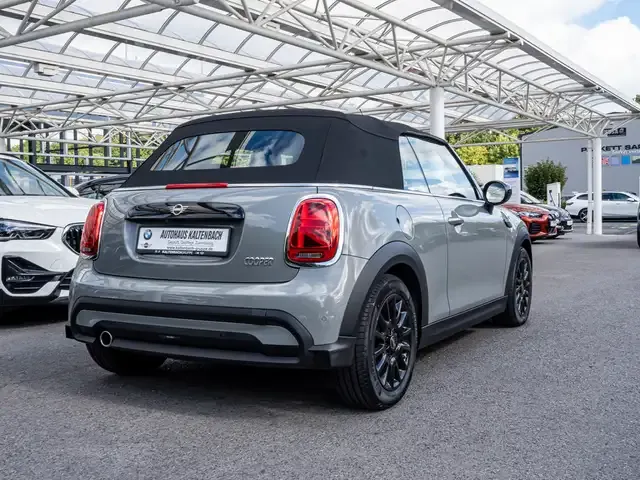 MINI Cooper Cabrio