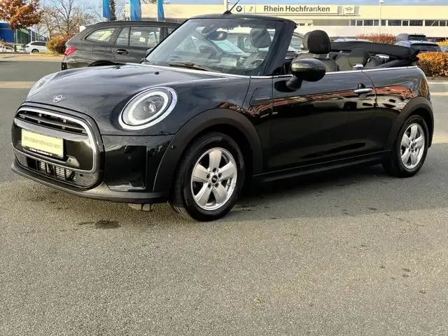 MINI Cooper Cabrio