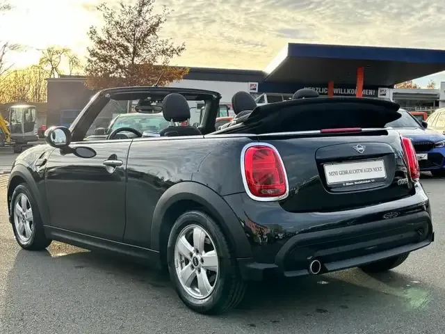 MINI Cooper Cabrio