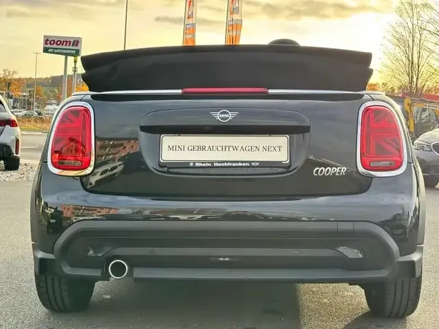 MINI Cooper Cabrio