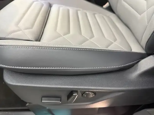 Volkswagen T7 Caravelle