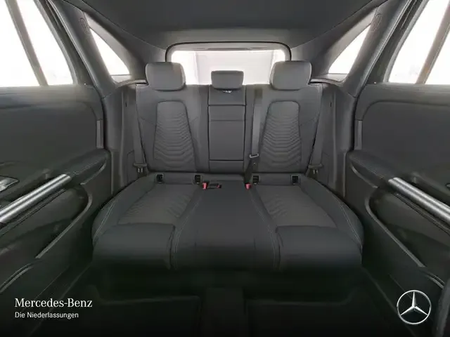 Mercedes-Benz EQA 300