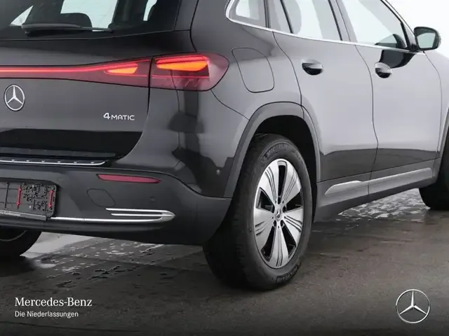 Mercedes-Benz EQA 300
