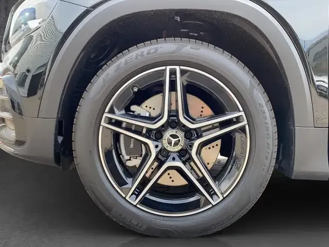 Mercedes-Benz GLB 250