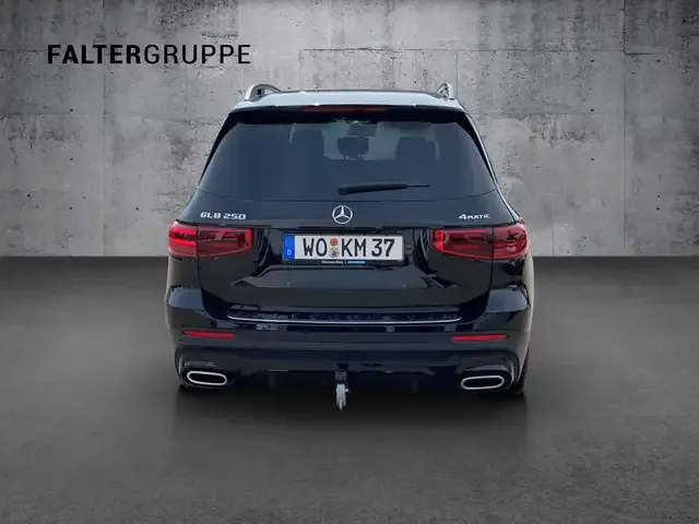 Mercedes-Benz GLB 250