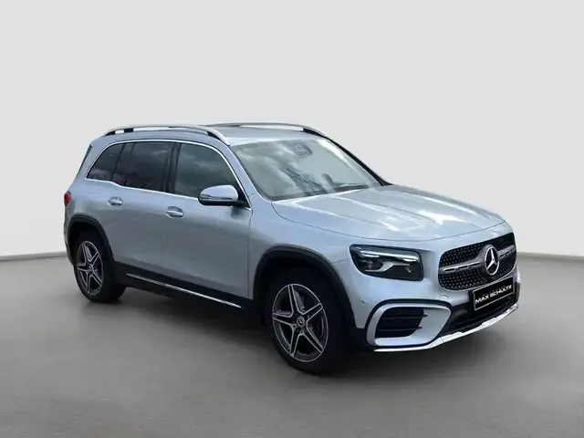 Mercedes-Benz GLB 200
