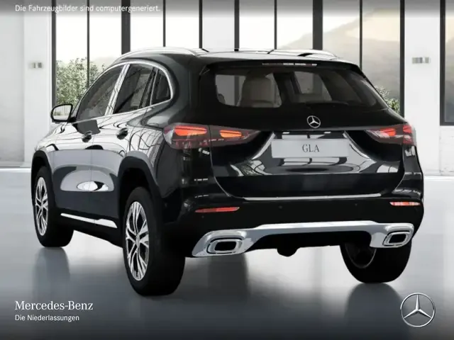Mercedes-Benz GLA 220
