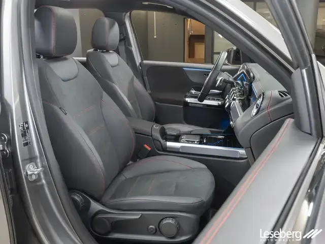 Mercedes-Benz EQB 350