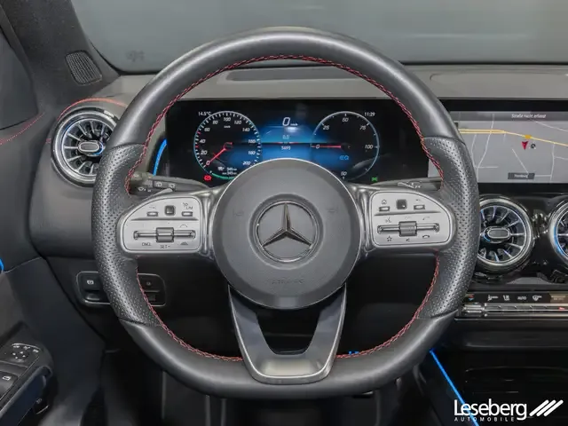 Mercedes-Benz EQB 350